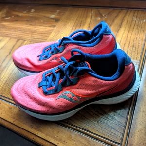 Saucony Triumph 19